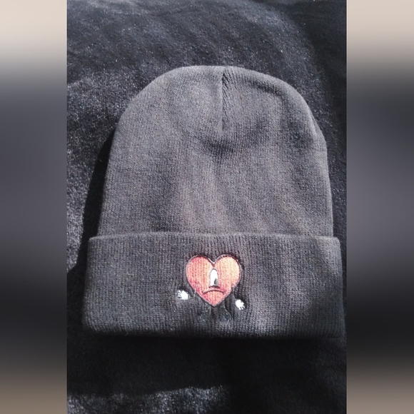 Heart winter hat - Picture 5 of 5